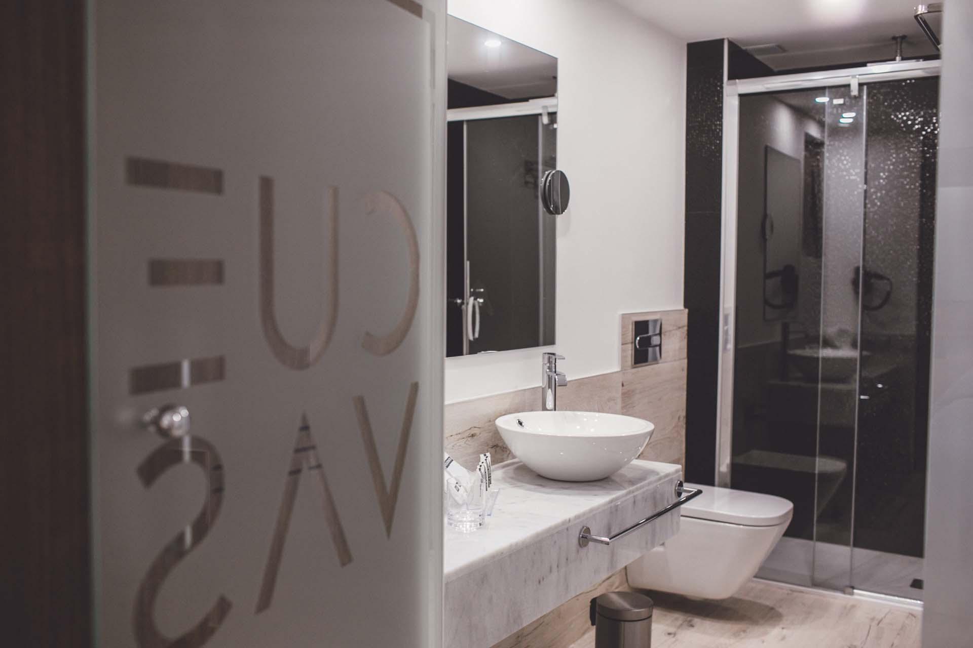 Hotel Cuevas - Adults Only 桑提亚纳德玛 外观 照片
